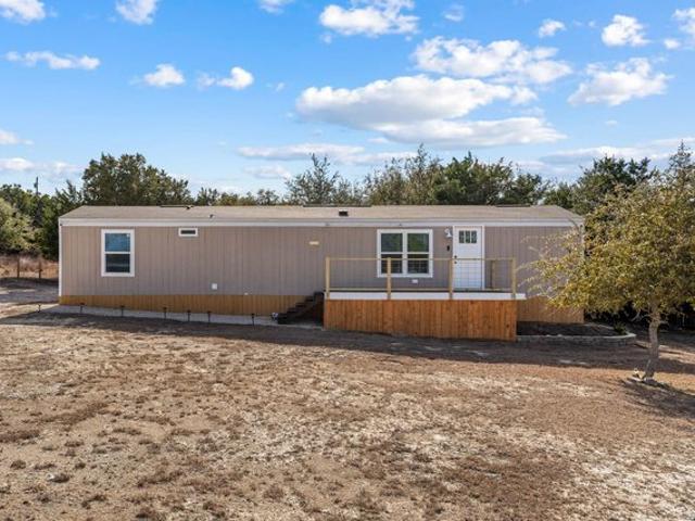 House for sale in Bandera, Bandera County