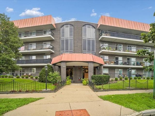 Condo for sale in Skokie, Illinois