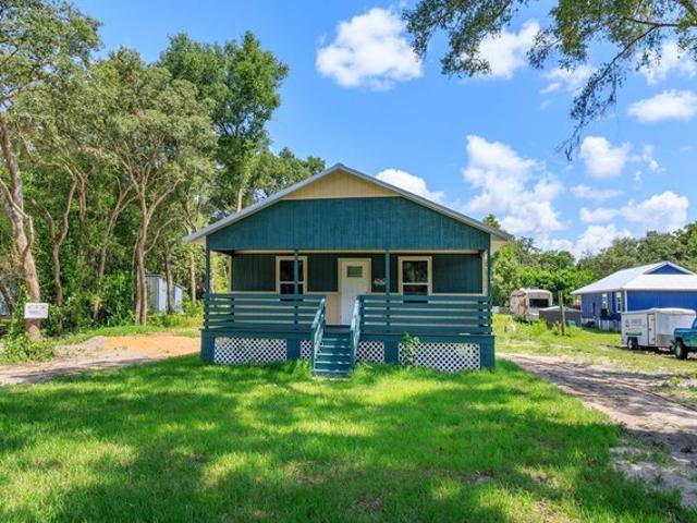 House for sale in Webster, Florida