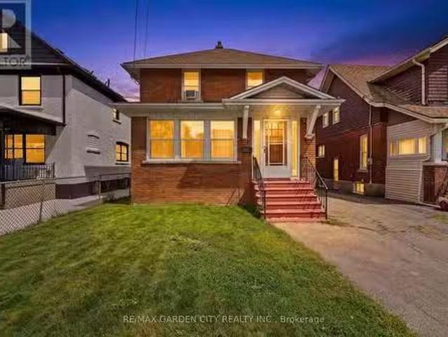 House for sale in Niagara, Ontario