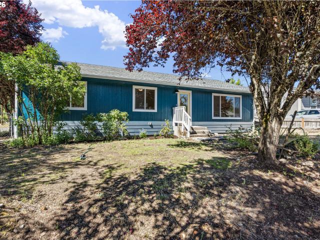 House for sale in Oregonia