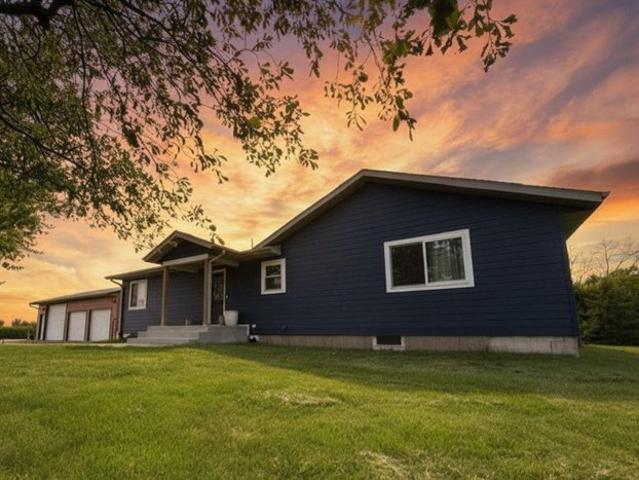 House for sale in Windom, Minnesota