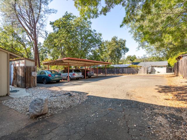 House for sale in Shasta, California