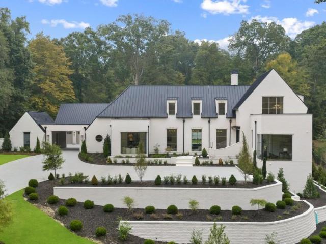 House for sale in Sandy Springs, Fulton County