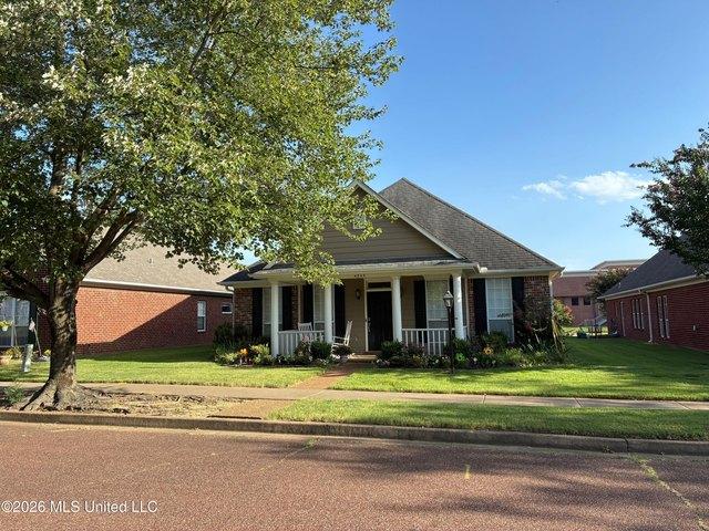 House for sale in Nesbit, Mississippi