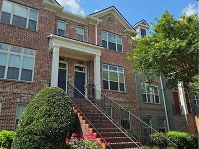 Townhouse for sale in Johns Creek, Georgia