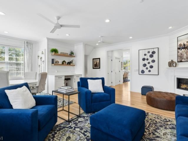 Townhouse for sale in Garwood, New Jersey