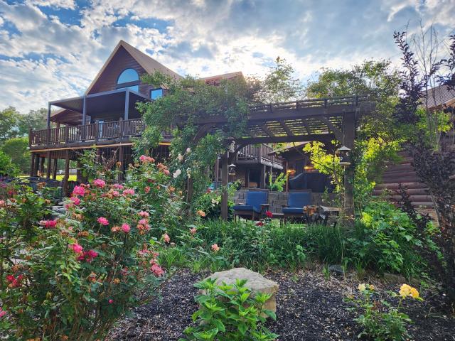 House for sale in Cadiz, Kentucky