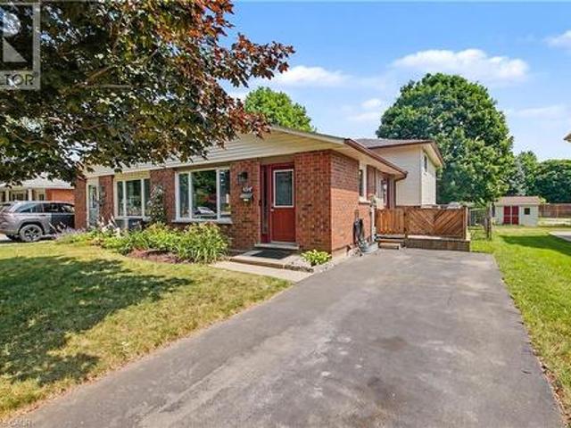 House for sale in Waterloo, Ontario