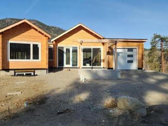 House for sale in Okanagan Falls, British Columbia