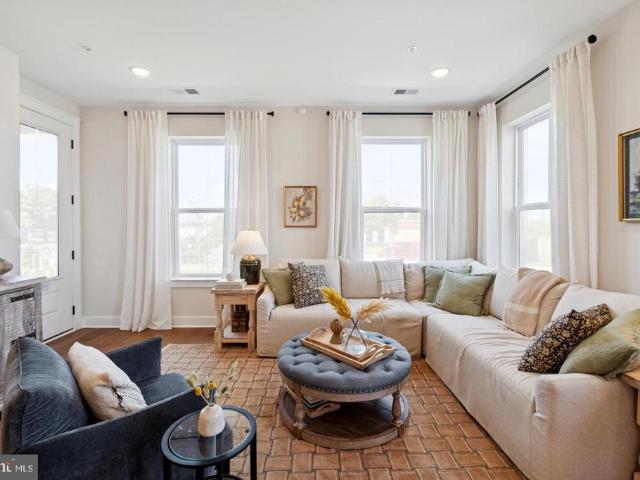 Condo for sale in Virginia
