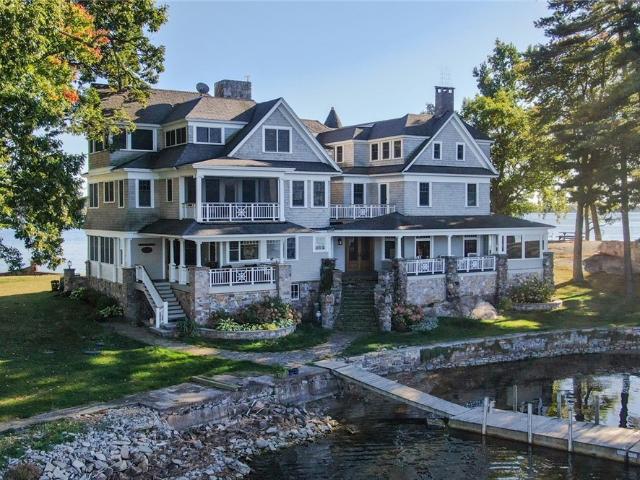 House for sale in Alexandria Bay, New York