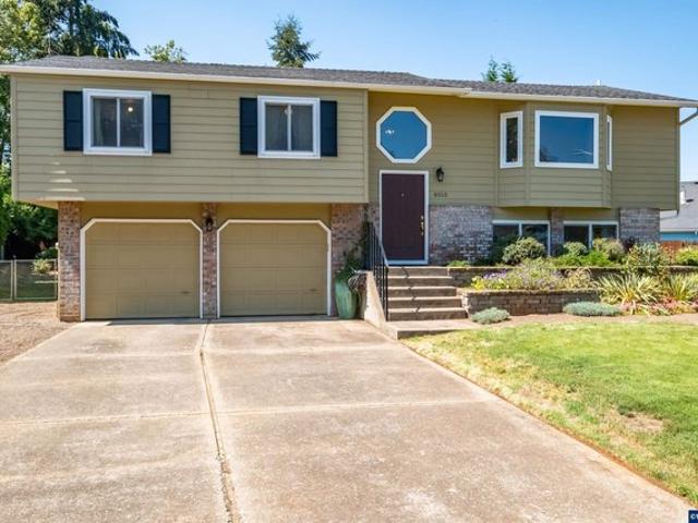 House for sale in Oregonia