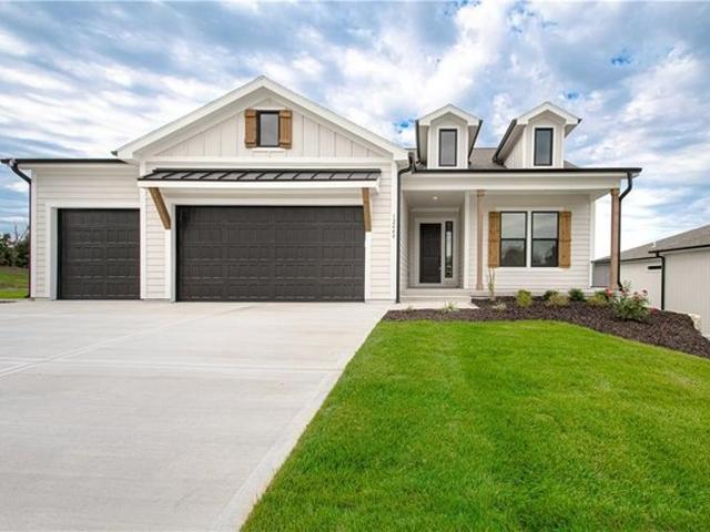 House for sale in Riverside, Missouri