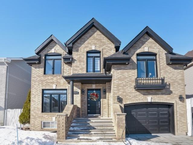 House for sale in Chomedey, Quebec