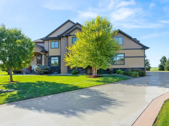 House for sale in Moorhead, Clay County
