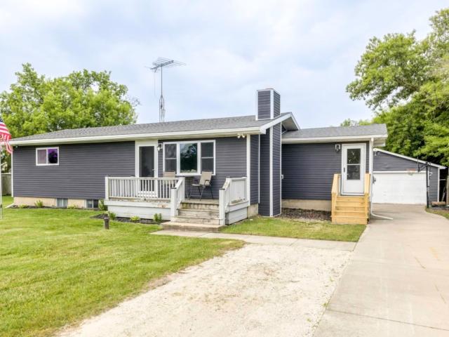 House for sale in Croswell