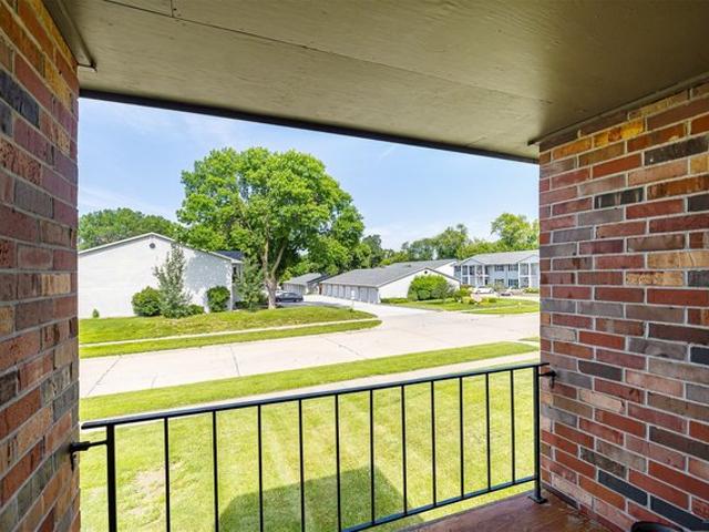 Townhouse for sale in West Des Moines, Iowa