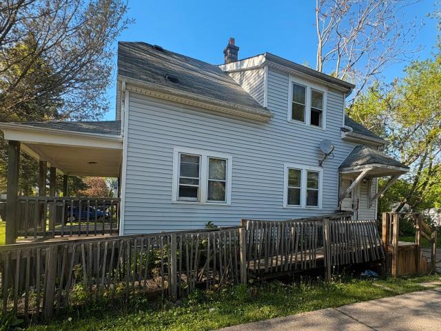 House for sale in Milwaukee, Wisconsin
