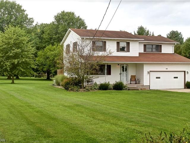 House for sale in East Norwalk, Milan