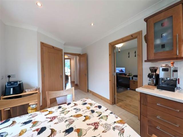 Detached House for sale in Gaillimh, Connacht