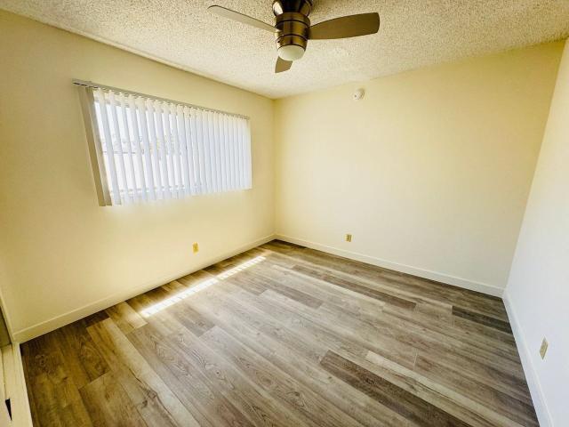 Apartment for rent in Canoga Park, California
