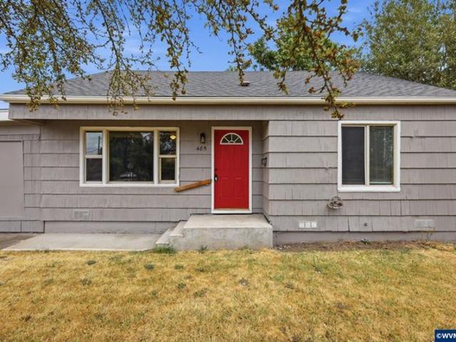 House for sale in Oregonia
