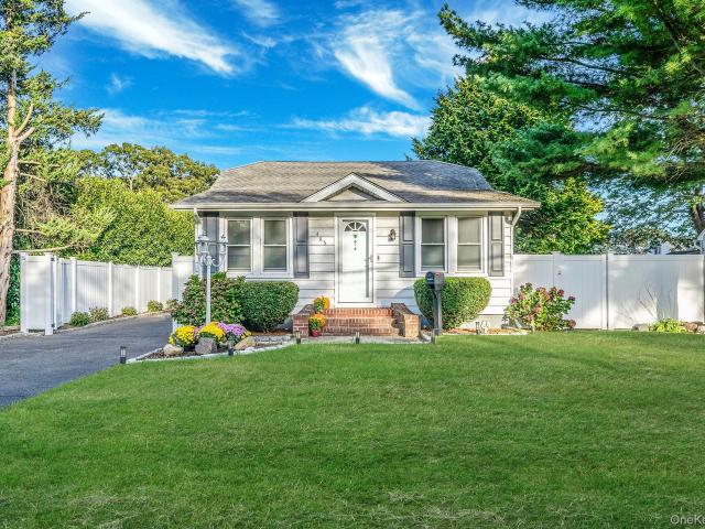 Property for sale in Bohemia, New York