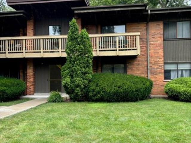 Condo for sale in Glen Ellyn, Illinois
