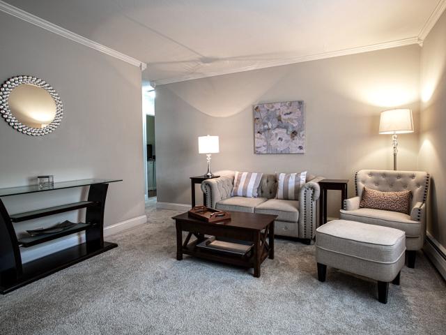 Condo for sale in Glen Ellyn, Illinois
