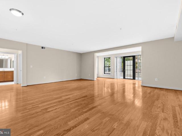 Condo for sale in Virginia