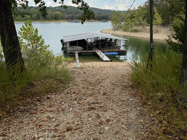 House for sale in Stone, Missouri