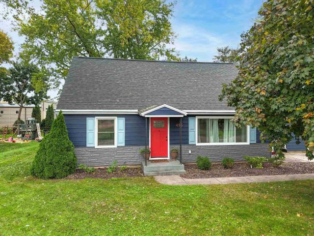 House for sale in Village of Prairie du Sac, Sauk County