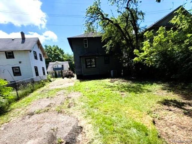 House for sale in Pontiac, Michigan