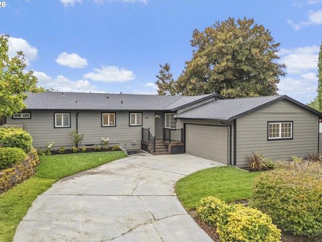 House for sale in Oregonia