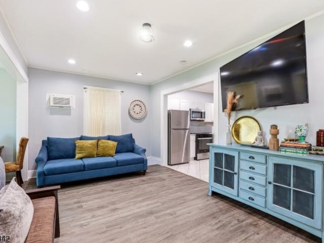 House for sale in Roselle, New Jersey