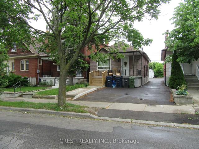 House for rent in Toronto House for rent in Toronto