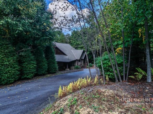 House for sale in Avery, North Carolina