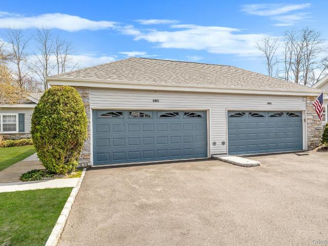 Condo for sale in Centereach, New York