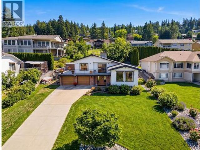 House for sale in Salmon Arm, British Columbia