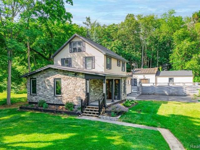 House for sale in Monroe, Michigan