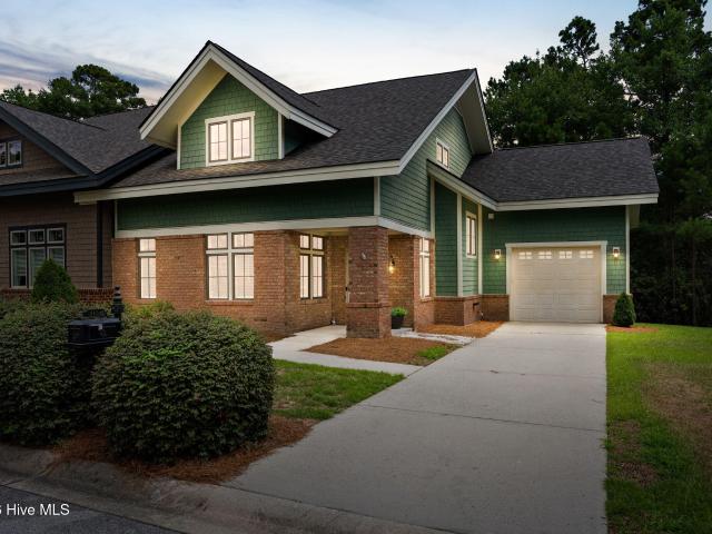 Townhouse for sale in Ash, North Carolina