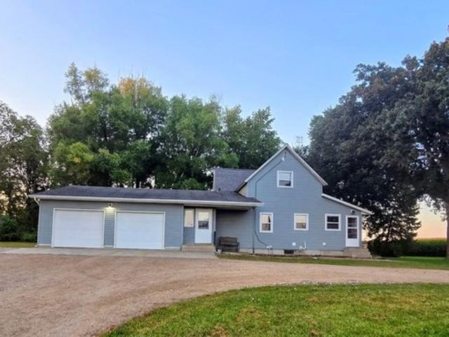 House for sale in Fairfax, Renville County