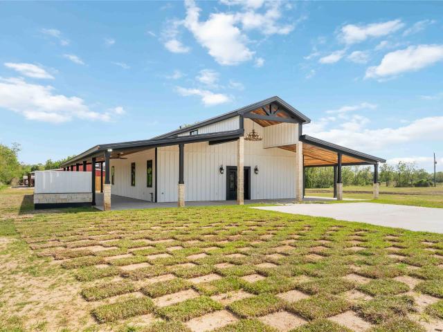 House for sale in Alvin, Texas