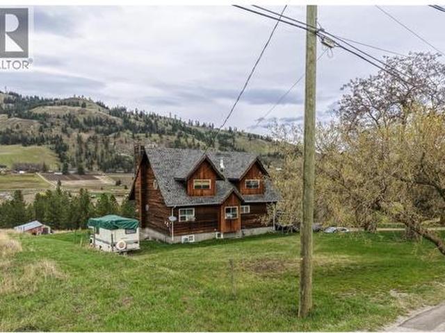 House for sale in Spallumcheen, British Columbia