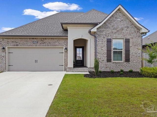 House for sale in Pace, Florida