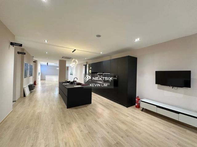 Shop for rent in Georgetown, Penang
