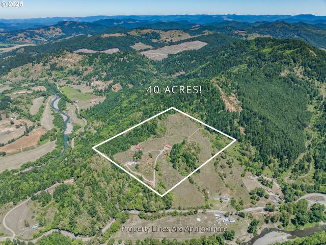 House for sale in Broadbent
