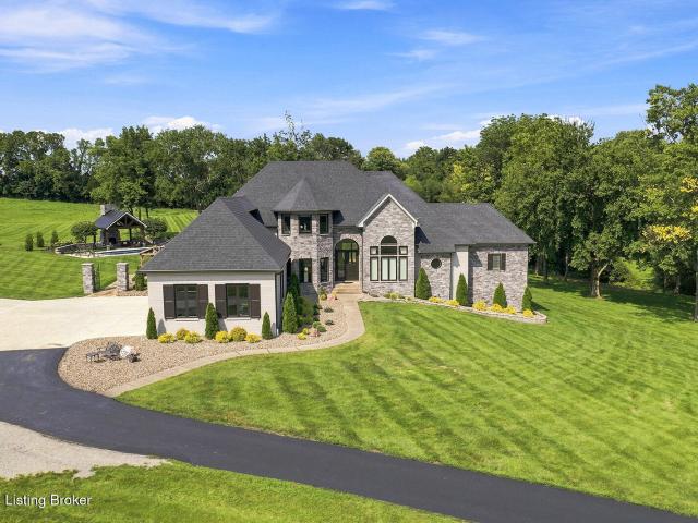 House for sale in Simpsonville, Kentucky