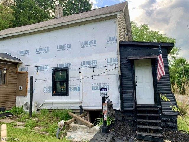 House for sale in Uhrichsville, Ohio